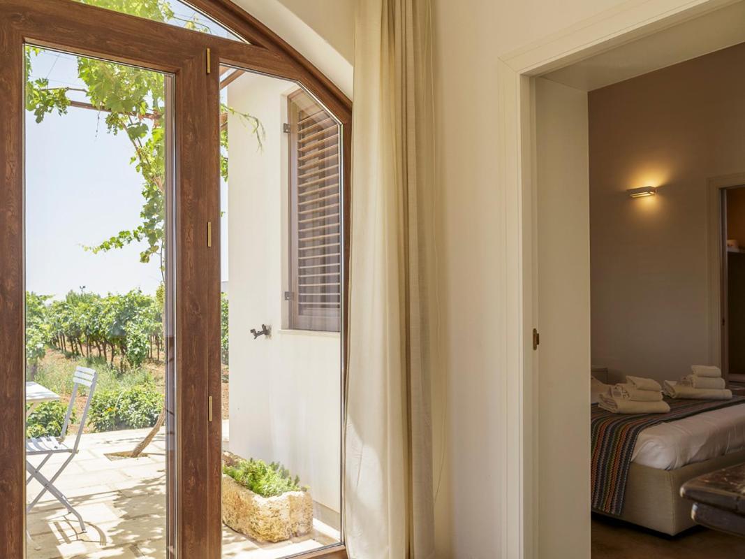 Tenutayala - Residenza Agrituristica パラービタ エクステリア 写真