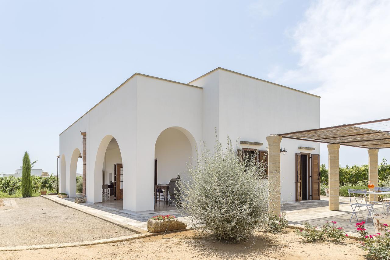 Tenutayala - Residenza Agrituristica パラービタ エクステリア 写真