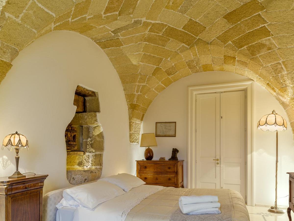 Tenutayala - Residenza Agrituristica パラービタ エクステリア 写真